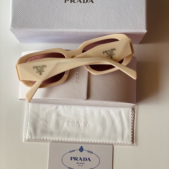NEW Prada PR17WS VYJ6X1 Powder Beige Brown Rectangle Unisex Sunglasses - Picture 7 of 10